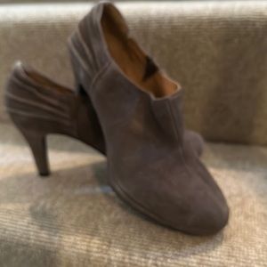 Clarks Brown Suede Shoe-Boot Heel